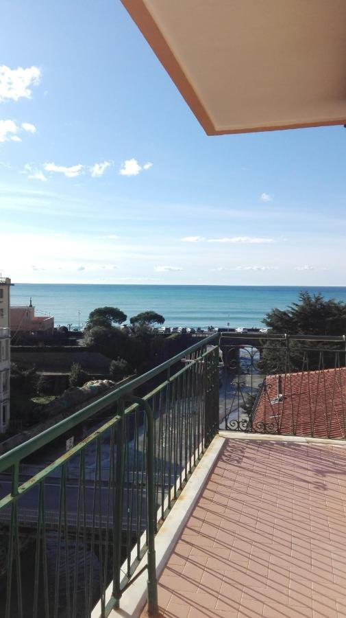 Bianca House Sea View Apartment Levanto Exterior photo
