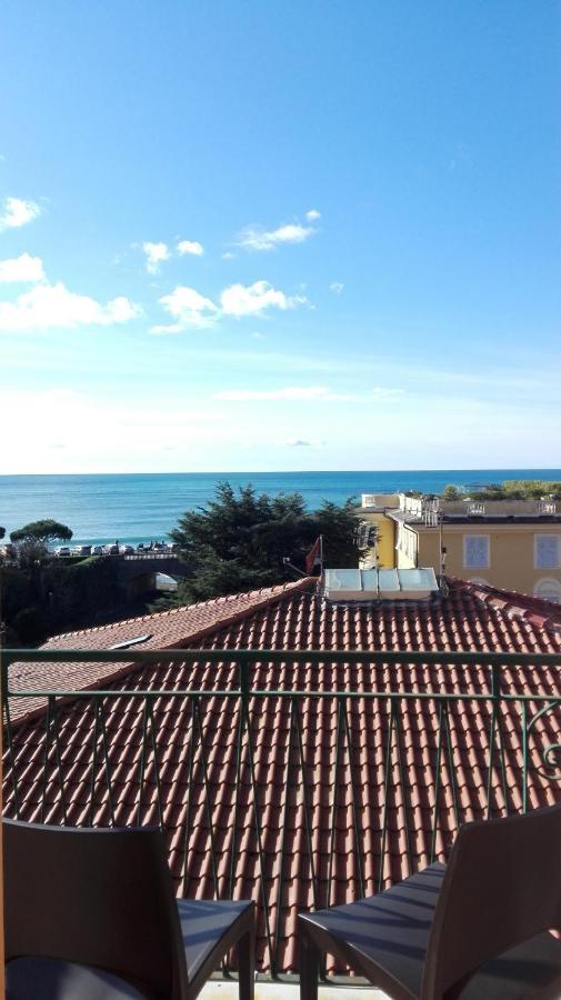 Bianca House Sea View Apartment Levanto Exterior photo